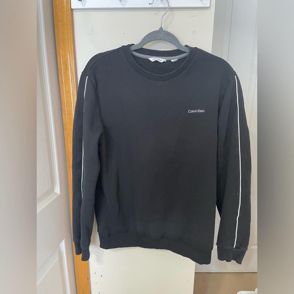 Black Calvin Klein sweatshirt size small
